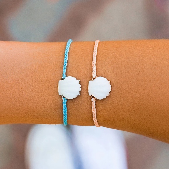 Pura Vida Grande Shell Charm Bracelet NWT! - Picture 3 of 4